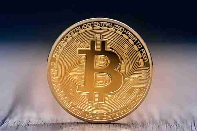 如果08年买入比特币会怎样?会亏吗?